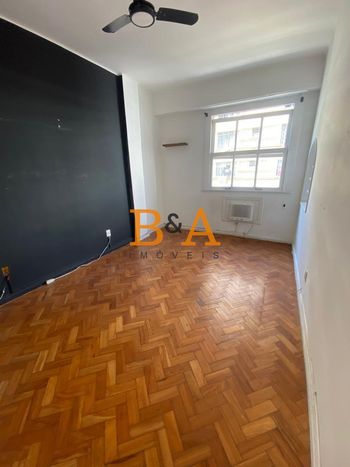 Foto 8 do(a) Apartamento de 3 quartos à venda em Copacabana, Rio de Janeiro