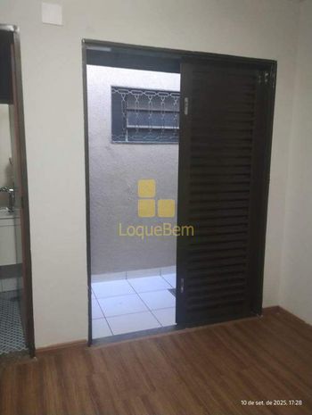 Foto 3 do(a) Casa de 3 quartos para alugar em Jardim Castelo Branco, Ribeirão Preto