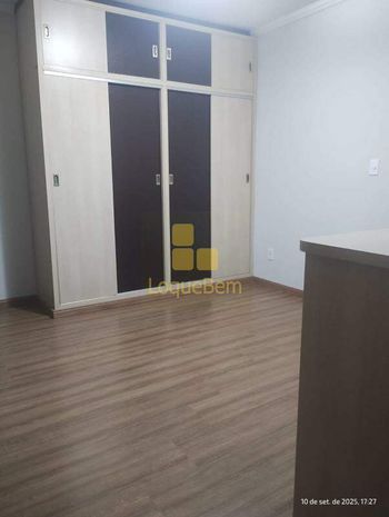Foto 2 do(a) Casa de 3 quartos para alugar em Jardim Castelo Branco, Ribeirão Preto