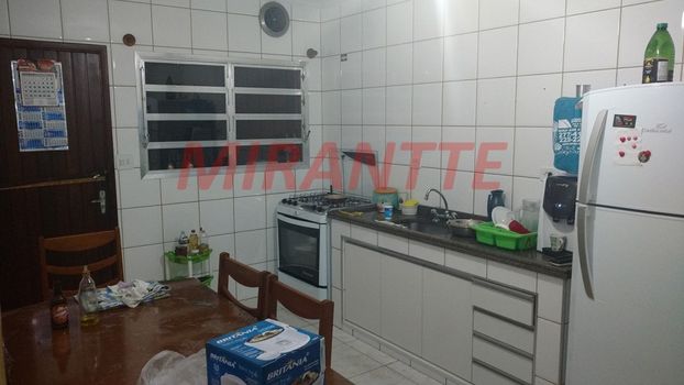 Foto 5 do(a) Casa de 4 quartos à venda em Parque São Rafael, São Paulo