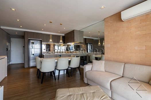 Foto 2 do(a) Apartamento de 1 quartos à venda em Vila Nova Conceição, São Paulo