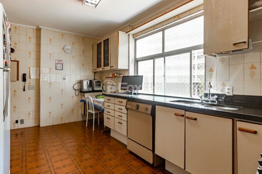 Foto 26 do(a) Apartamento de 3 quartos à venda em Cerqueira César, São Paulo