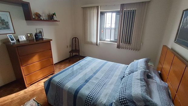 Foto 15 do(a) Casa de 4 quartos à venda em Jardim Santana, Campinas