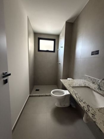 Foto 11 do(a) Apartamento de 3 quartos à venda em Zona 08, Maringá
