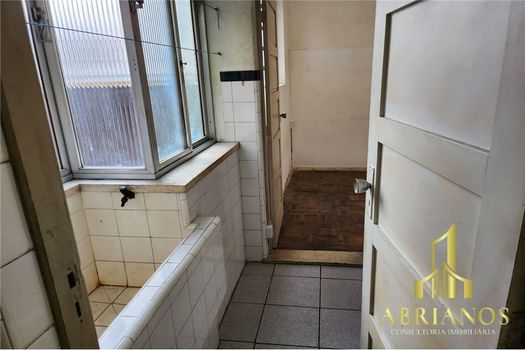 Foto 9 do(a) Apartamento de 2 quartos à venda em Centro Histórico, Porto Alegre