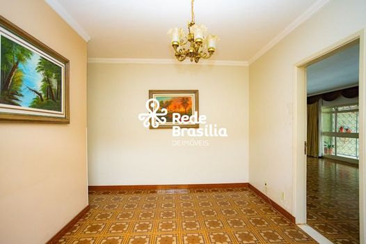 Foto 4 do(a) Casa de 4 quartos à venda em Taguatinga Norte (Taguatinga), Brasília
