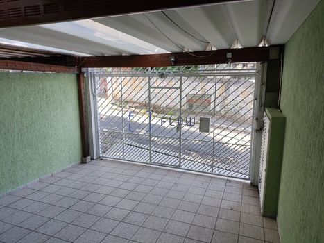 Foto 1 do(a) Casa de 3 quartos à venda em Vila São Vicente, São Paulo