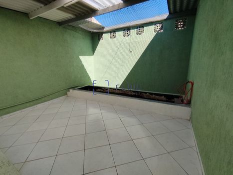Foto 30 do(a) Casa de 3 quartos à venda em Vila São Vicente, São Paulo
