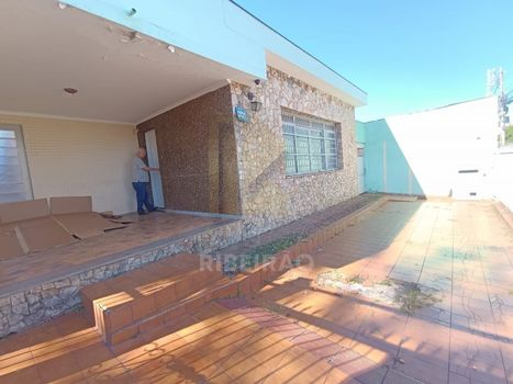 Foto 1 do(a) Casa de 4 quartos para alugar em Jardim Paulista, Ribeirão Preto
