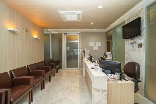 Foto 29 do(a) Sala / Conjunto Comercial false à venda em Água Verde, Curitiba