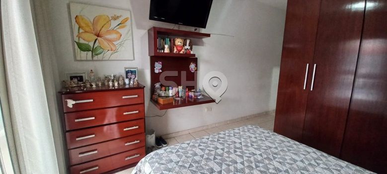 Foto 22 do(a) Casa de 3 quartos à venda em Vila Carolina, São Paulo