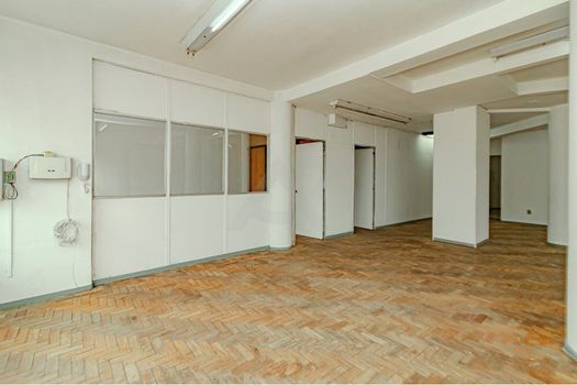 Foto 20 do(a) Sala / Conjunto Comercial false à venda em São Geraldo, Porto Alegre