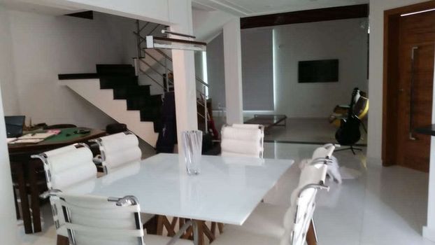 Foto 3 do(a) Casa de 3 quartos para alugar em Cidade Parquelandia, Mogi das Cruzes