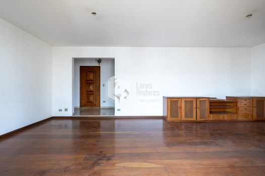 Foto 9 do(a) Apartamento de 4 quartos à venda em Campo Belo, São Paulo