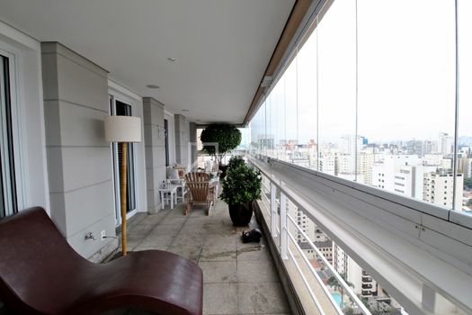Foto 17 do(a) Apartamento de 3 quartos à venda em Indianópolis, São Paulo