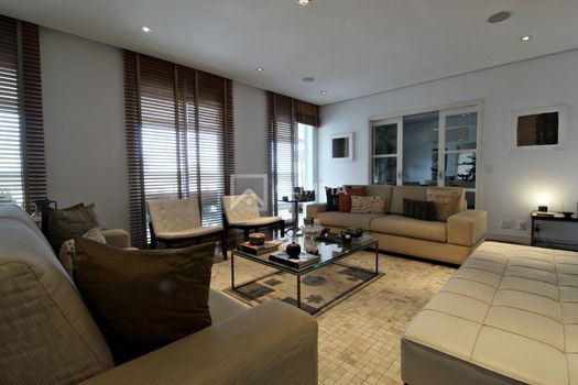 Foto 5 do(a) Apartamento de 3 quartos à venda em Indianópolis, São Paulo