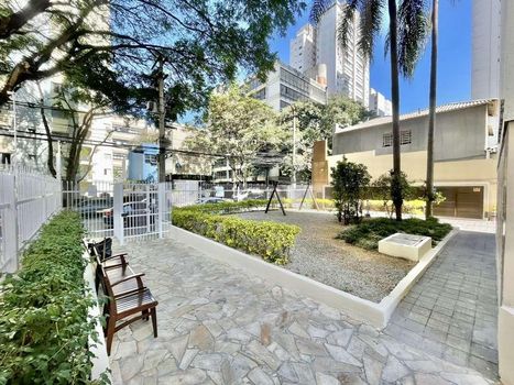 Foto 1 do(a) Apartamento de 3 quartos à venda em Vila Romana, São Paulo