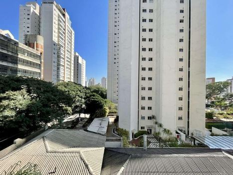 Foto 23 do(a) Apartamento de 3 quartos à venda em Vila Romana, São Paulo