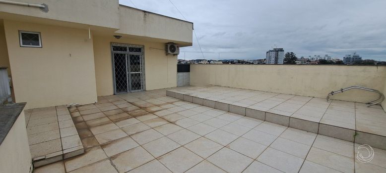 Foto 6 do(a) Cobertura de 3 quartos à venda em Balneário, Florianópolis