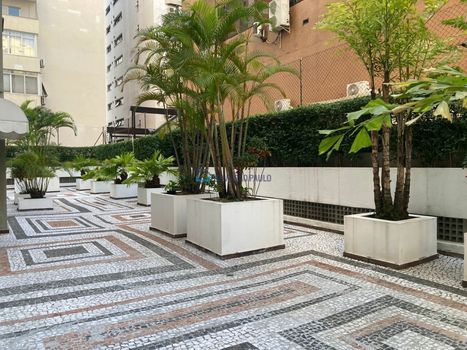 Foto 5 do(a) Apartamento de 3 quartos à venda em Jardim Paulista, São Paulo