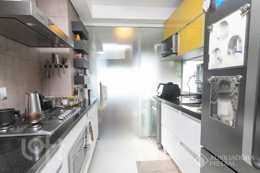 Foto 4 do(a) Apartamento de 3 quartos à venda em Auxiliadora, Porto Alegre