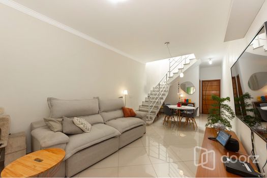 Foto 1 do(a) Casa de 3 quartos à venda em Vila Inglesa, São Paulo