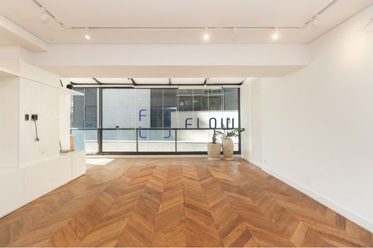 Foto 4 do(a) Apartamento de 2 quartos à venda em Itaim Bibi, São Paulo