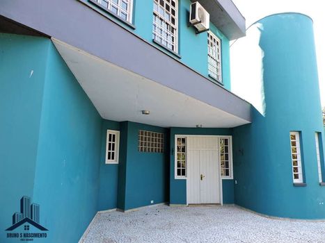 Foto 5 do(a) Casa de 6 quartos à venda em Jardim Marilu, Carapicuíba