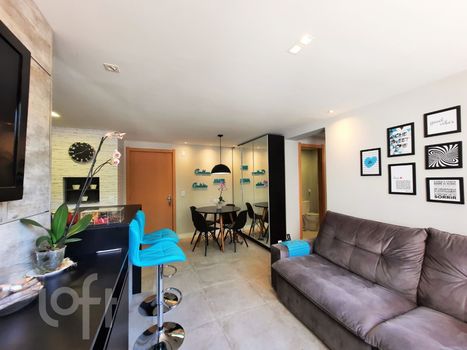 Foto 3 do(a) Apartamento de 2 quartos à venda em Teresópolis, Porto Alegre