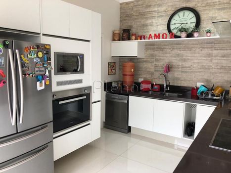 Foto 6 do(a) Casa em Condomínio false à venda em Loteamento Parque dos Alecrins, Campinas