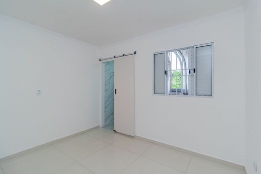 Foto 2 do(a) Casa em Condomínio de 2 quartos à venda em Vila Carmosina, São Paulo