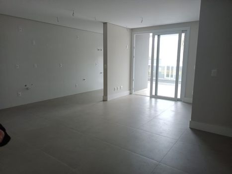 Foto 6 do(a) Apartamento de 3 quartos à venda em Campeche, Florianópolis