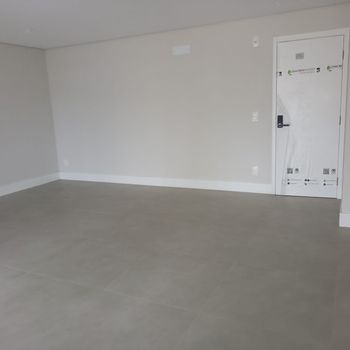 Foto 3 do(a) Apartamento de 3 quartos à venda em Campeche, Florianópolis