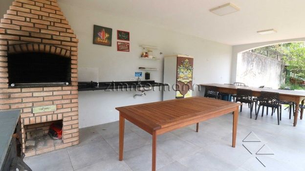 Foto 5 do(a) Casa de 6 quartos à venda em Santo Amaro, São Paulo