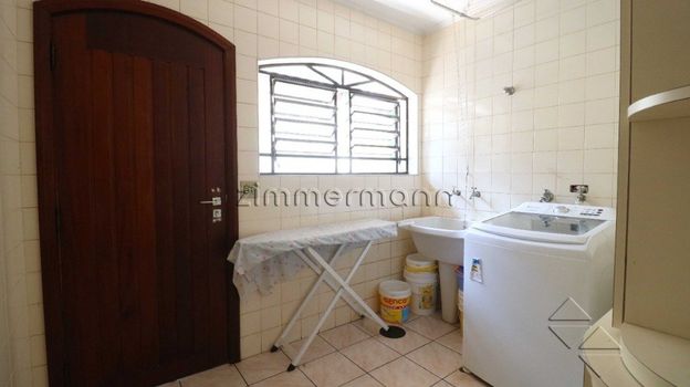 Foto 36 do(a) Casa de 6 quartos à venda em Santo Amaro, São Paulo