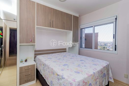Foto 10 do(a) Apartamento de 3 quartos à venda em Vila Ipiranga, Porto Alegre