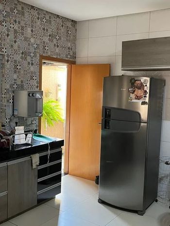 Foto 2 do(a) Casa de 3 quartos à venda em Goiânia 2, Goiânia