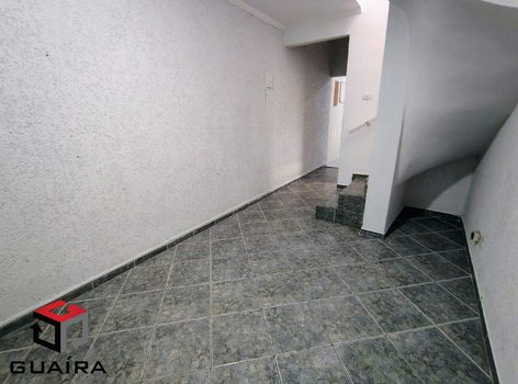Foto 3 do(a) Casa de 3 quartos à venda em Parque Novo Oratório, Santo André