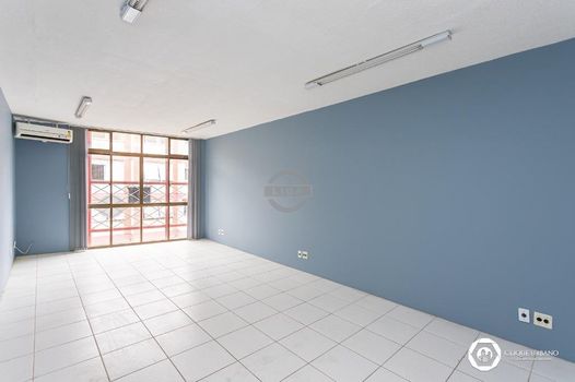 Foto 1 do(a) Sala / Conjunto Comercial false à venda em Passo da Areia, Porto Alegre