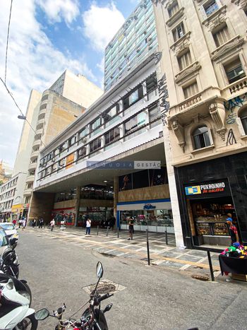 Foto 10 do(a) Loja false para alugar em República, São Paulo