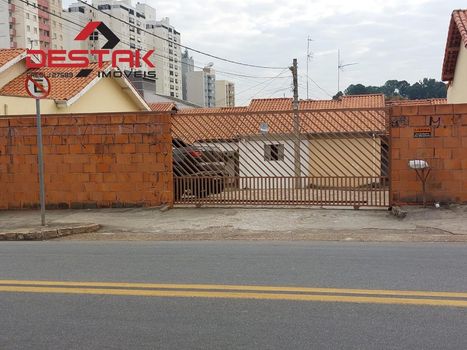 Foto 2 do(a) Casa de 3 quartos à venda em Vila das Hortências, Jundiaí