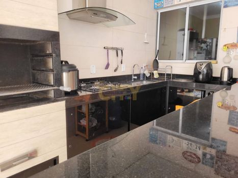 Foto 3 do(a) Casa em Condomínio de 3 quartos à venda em Jardim Imperial, Cuiabá
