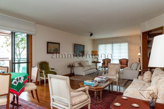 Foto 2 do(a) Apartamento de 4 quartos à venda em Moema, São Paulo