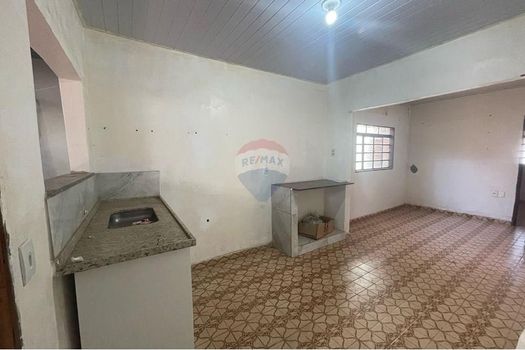 Foto 4 do(a) Casa de 3 quartos à venda em Jardim Leoni, Lins