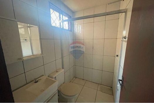 Foto 8 do(a) Casa de 3 quartos à venda em Jardim Leoni, Lins