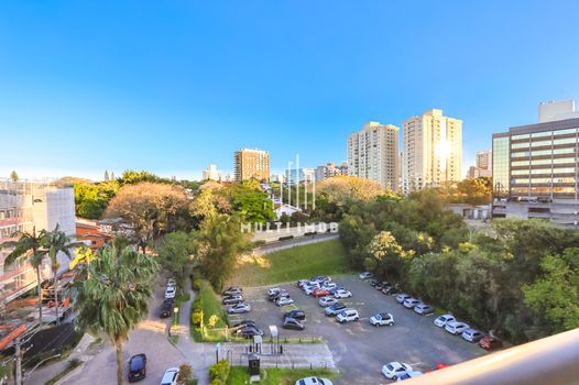 Foto 10 do(a) Apartamento de 3 quartos à venda em Três Figueiras, Porto Alegre