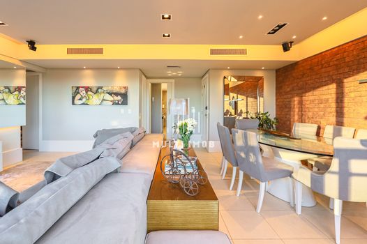 Foto 5 do(a) Apartamento de 3 quartos à venda em Três Figueiras, Porto Alegre