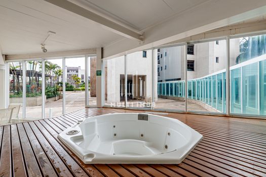 Foto 37 do(a) Apartamento de 3 quartos à venda em Três Figueiras, Porto Alegre