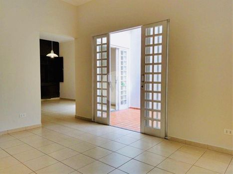 Foto 4 do(a) Casa de 3 quartos à venda em Jardim Brasil, São Carlos