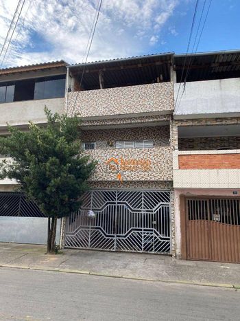 Foto 1 do(a) Casa de 7 quartos à venda em Jardim Presidente Dutra, Guarulhos
